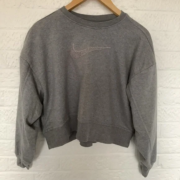 Nike Cropped Sweatshirt - Size M - Grey Marl - Large Swoosh - P2P 24” - Picture 5 of 8